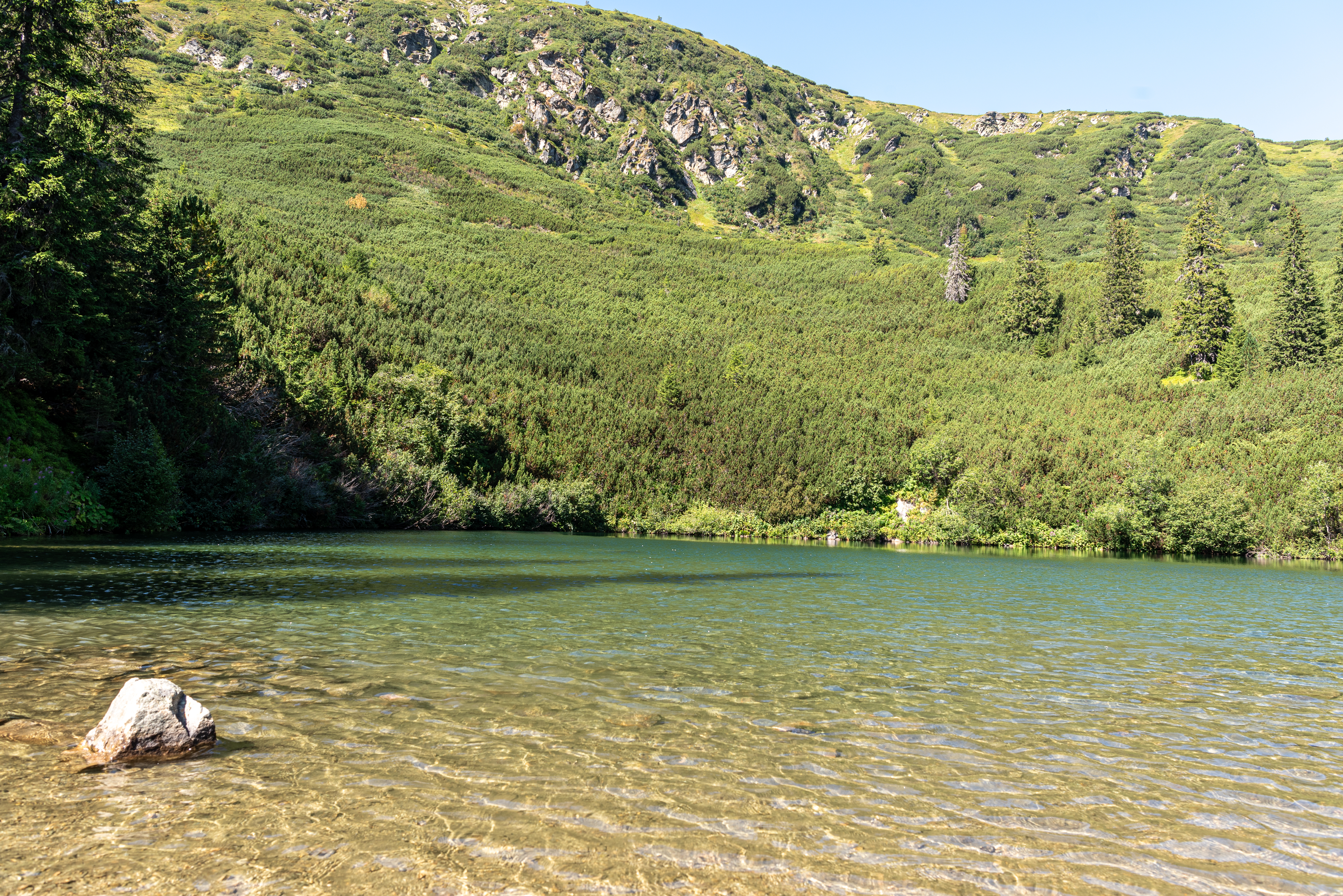 Lacul Iezer Sureanu